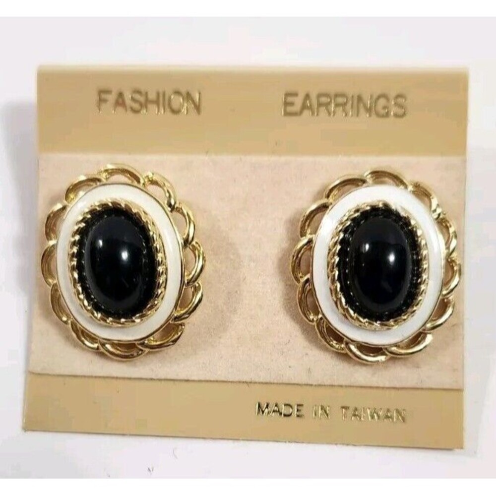 Black White Gold Toned Framing Oval Earrings Pierced Fashion Earrings